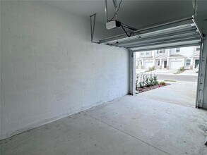 2533 Skyline Lp in Kissimmee, FL - Building Photo - Building Photo