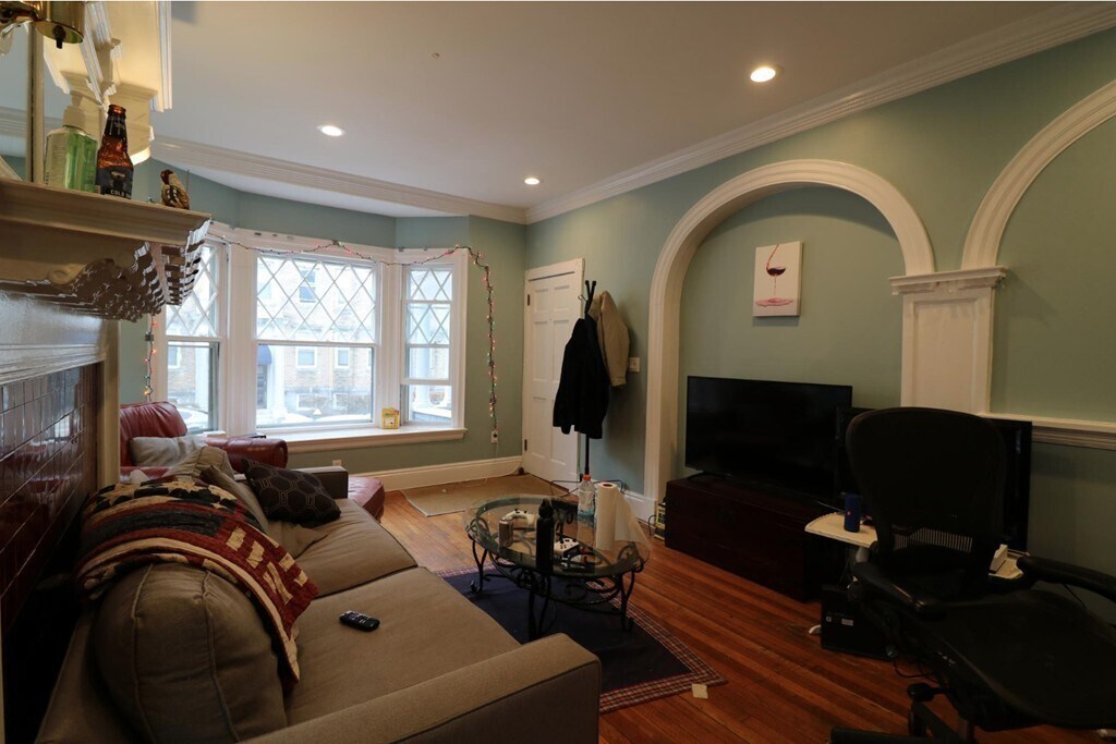 11 Orkney Rd, Unit 3 in Boston, MA - Building Photo