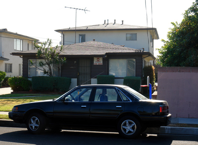 11976 Manor Dr in Hawthorne, CA - Building Photo - Building Photo