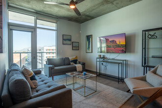 The Gallery on Fifth in Tucson, AZ - Foto de edificio - Interior Photo