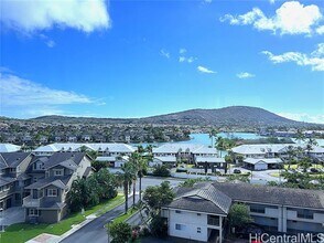 7000 Hawaii Kai Dr in Honolulu, HI - Building Photo - Building Photo