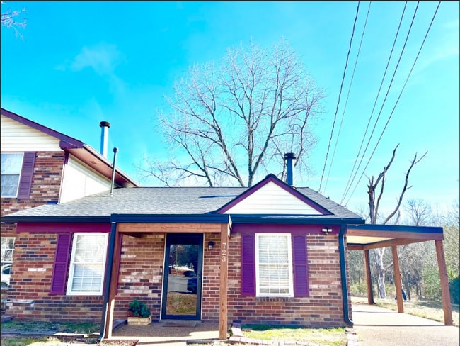 property at 723 Mercer Dr