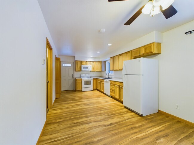 3380 Venus Dr in North Pole, AK - Building Photo - Building Photo