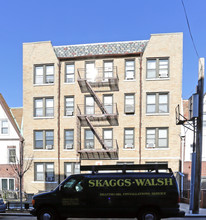 21-46 29th St in Astoria, NY - Building Photo - Building Photo