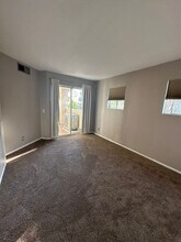 11345 Affinity Ct in San Diego, CA - Building Photo - Building Photo