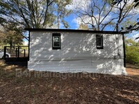 622 Frank Hall Jr St in West Point, GA - Building Photo - Building Photo