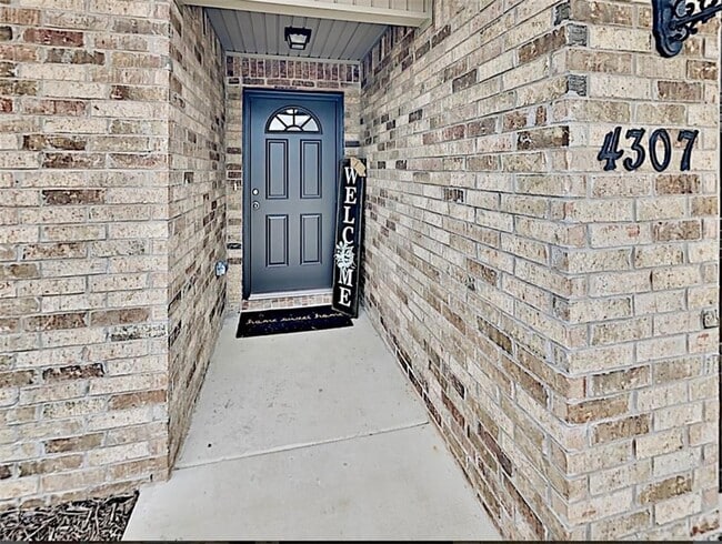 4307 SW Laurel Hill Ave in Bentonville, AR - Building Photo - Building Photo