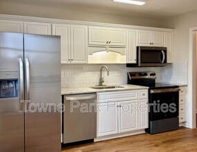 327 Greendale Pl in Evans, GA - Building Photo - Building Photo