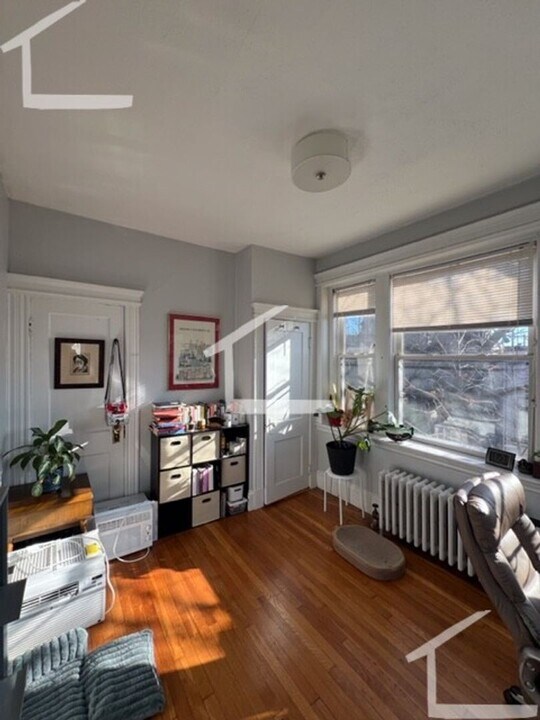 22 Park Vale Ave in Boston, MA - Building Photo