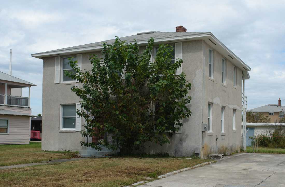 221 7th Ave N in Jacksonville Beach, FL - Building Photo