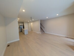 812 Star Private in Ottawa, ON - Building Photo - Building Photo