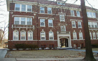 7520 Byron Pl Apartments