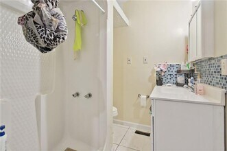 396 Thomas Dr in Forest Park, GA - Building Photo - Building Photo