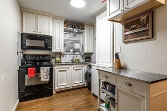 1407 Tabor St in Houston, TX - Building Photo - Building Photo