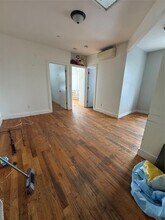 96-02 Northern Blvd in Queens, NY - Building Photo - Building Photo