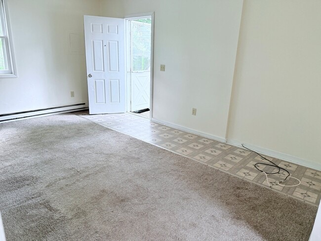 22 Maple Ln in Dover Plains, NY - Building Photo - Building Photo