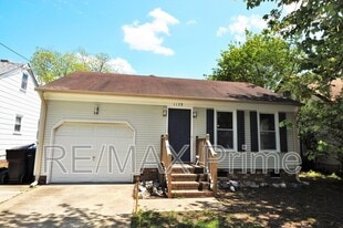 1128 Hazel Ave in Chesapeake, VA - Building Photo