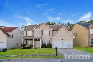 4124 Eldon Dr in Fairburn, GA - Building Photo