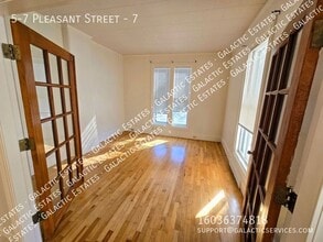 5-7 Pleasant St in Pembroke, NH - Building Photo - Building Photo