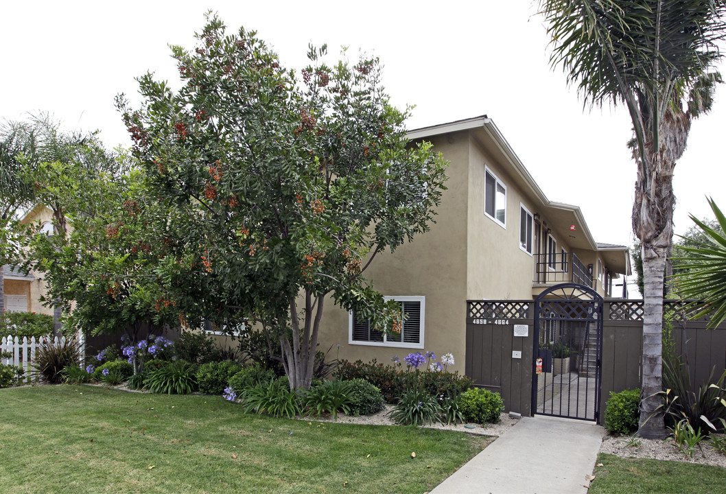 4658-4664 Hamilton St in San Diego, CA - Building Photo