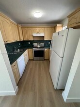 1063 SW 2nd St in Miami, FL - Building Photo - Building Photo