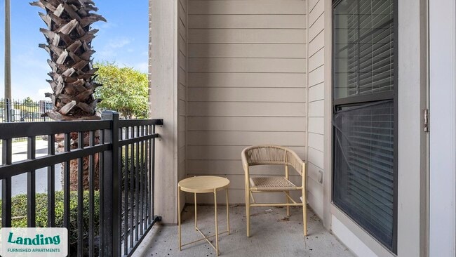 3505 W Sam Houston Pkwy S in Houston, TX - Building Photo - Building Photo