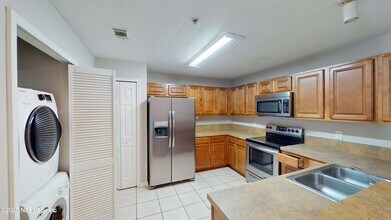 7920 Merrill Rd, Unit 1509 in Jacksonville, FL - Building Photo - Building Photo