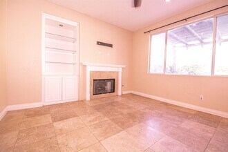 14736 Nova Scotia Dr in Fontana, CA - Building Photo - Building Photo