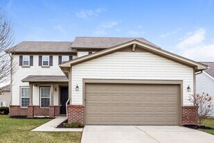 8025 Cole Wood Blvd in Indianapolis, IN - Building Photo