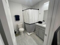 5962 Ridgeway Dr photo'