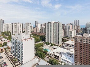 1212 N La Salle Dr, Unit 2604 in Chicago, IL - Foto de edificio - Building Photo