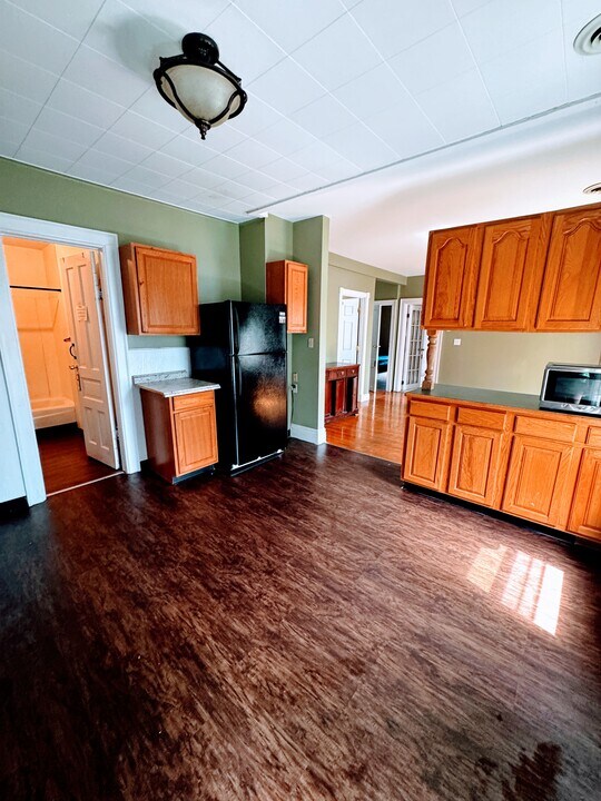 78 Callodine Ave, Unit Upper in Eggertsville, NY - Building Photo