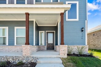 1004 Camelia Grv Ct in Hutchins, TX - Building Photo - Building Photo