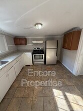 1209 N Hyde Park Ave in Durham, NC - Building Photo - Building Photo