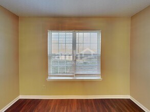 743 Millbrook Dr in Avon, IN - Building Photo - Building Photo