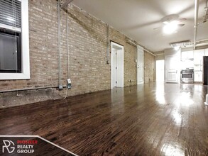 5162 N Leavitt St, Unit 5162-2 in Chicago, IL - Building Photo - Building Photo