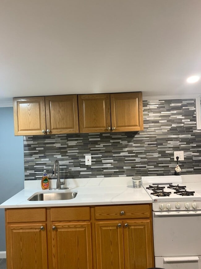 244-23 86th Rd in Queens, NY - Building Photo - Building Photo