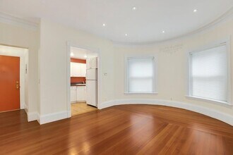 119 Park St in Brookline, MA - Building Photo - Building Photo