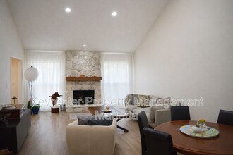 603 Serramonte Dr in Marietta, GA - Building Photo - Building Photo