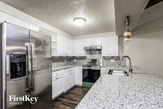 2509 E Williamsburg Manor in Arlington, TX - Building Photo - Building Photo