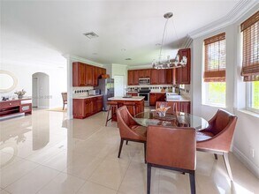 4006 Bahia Isle Cir in Wellington, FL - Building Photo - Building Photo