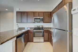 6044 Curie Pl in Palm Beach Gardens, FL - Building Photo - Building Photo