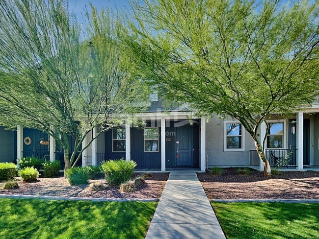 property at 20736 W Thomas Rd