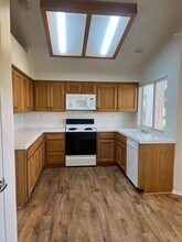 11580 Mountain Meadow Dr in Apple Valley, CA - Building Photo - Building Photo