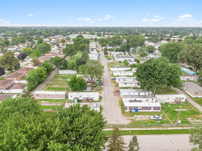 Lincoln Park Mobile Home Village in Lincoln Park, MI - Building Photo - Building Photo