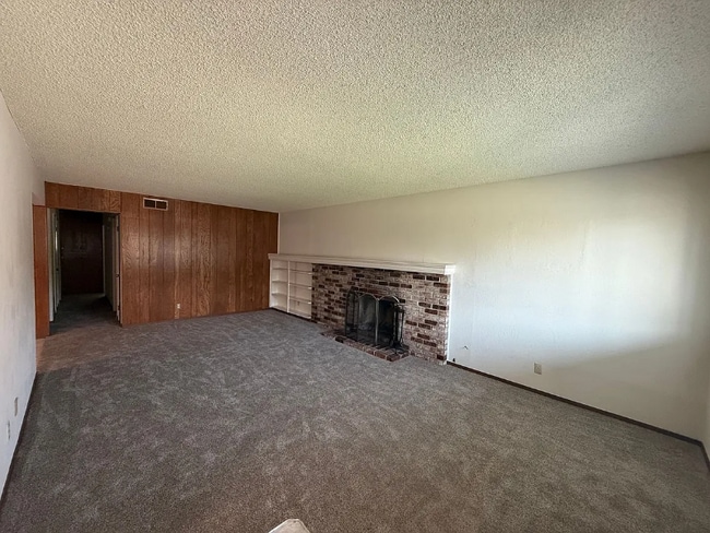 5331 Constellation Way in Sacramento, CA - Building Photo - Building Photo