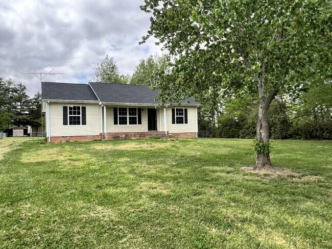 297 E Carter Rd in Portland, TN - Building Photo - Building Photo