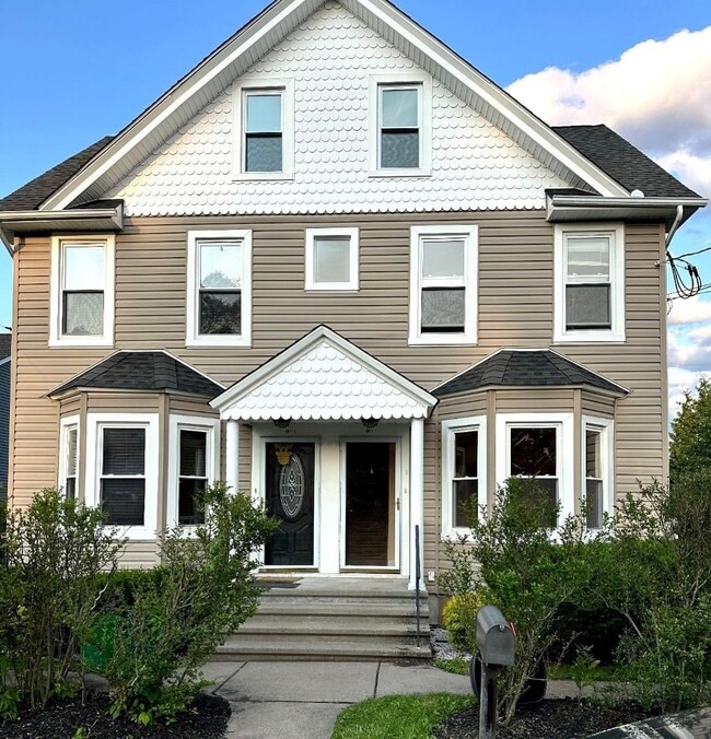 property at 54 N Conger Ave
