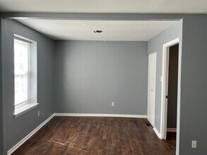 1814 Regal Dr in Highland Springs, VA - Building Photo - Building Photo