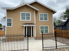 422 Gulf, Unit 101 in San Antonio, TX - Building Photo